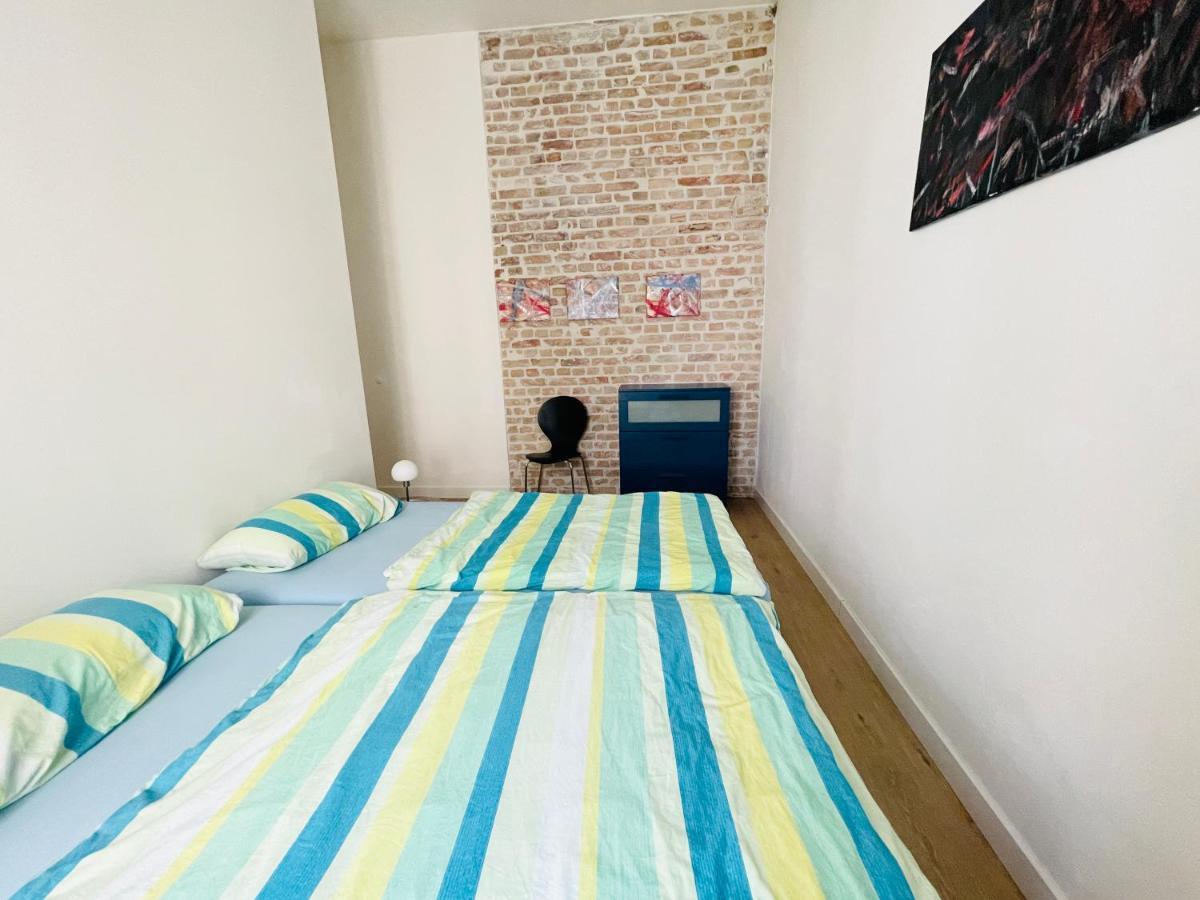 Zentrale Ruhige Ferienwohnung In Berlin Luaran gambar
