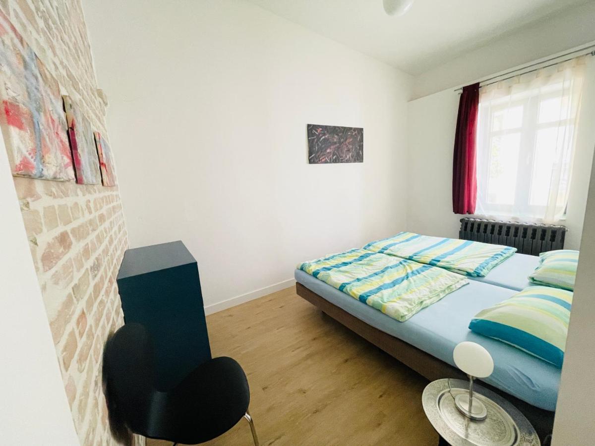 Zentrale Ruhige Ferienwohnung In Berlin Luaran gambar