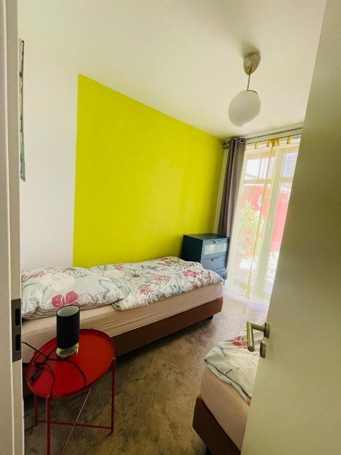 Zentrale Ruhige Ferienwohnung In Berlin Luaran gambar