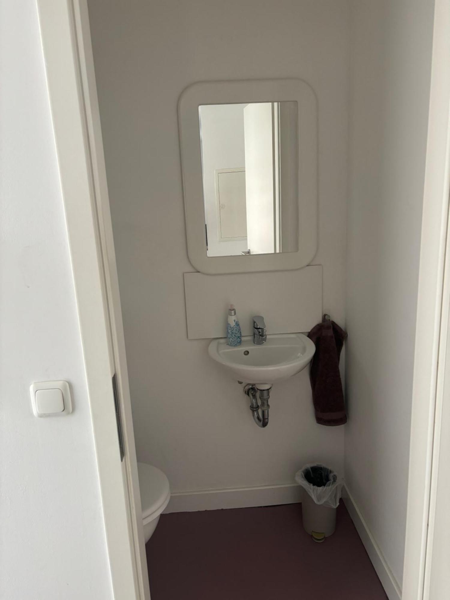 Zentrale Ruhige Ferienwohnung In Berlin Luaran gambar